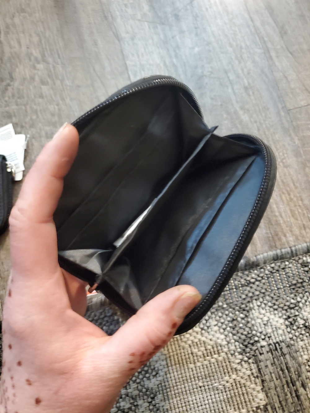 Black Wallet - Picture 3 of 4